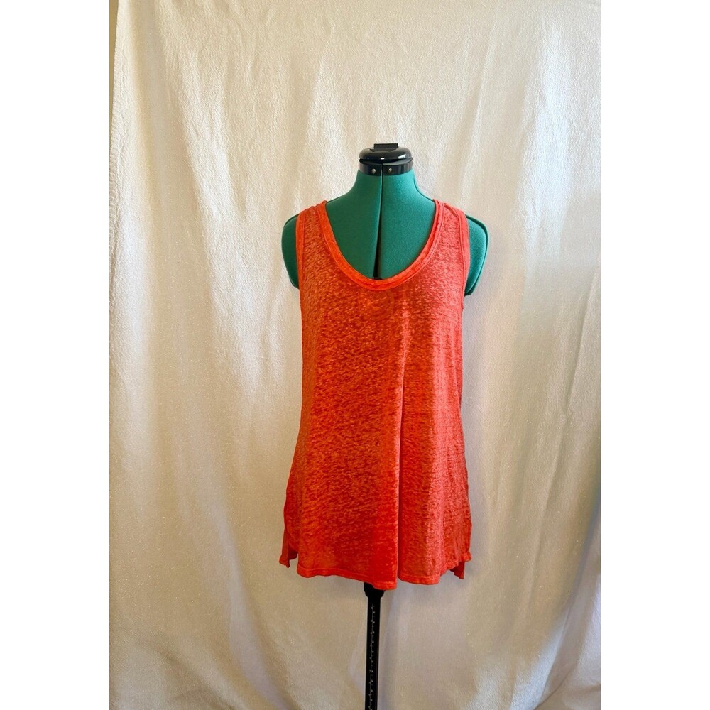 Stem women’s Orange heathered tank top. Size small
